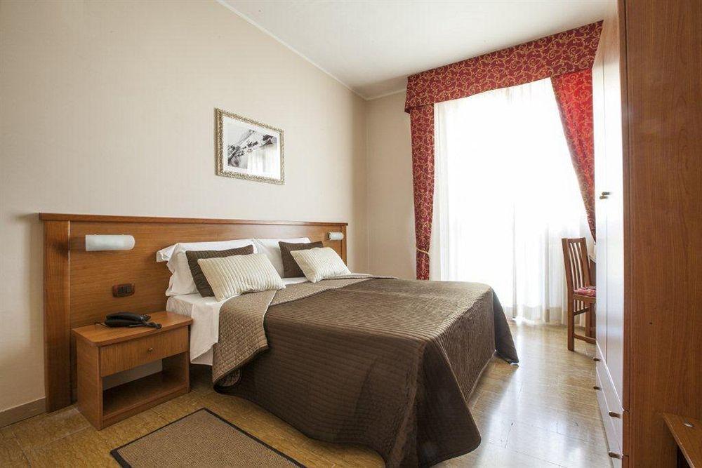 Hotel Franchi Firenze Bagian luar foto